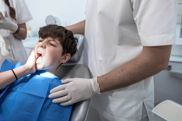 Best Emergency Gum Pain Relief  in Garden City South, NY